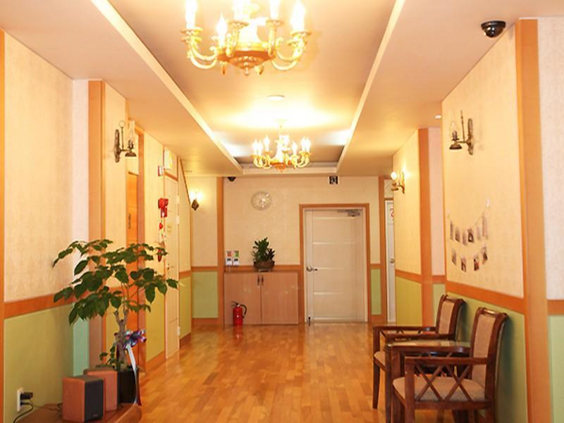 Hostel Lyndon Czedżu Zewnętrze zdjęcie