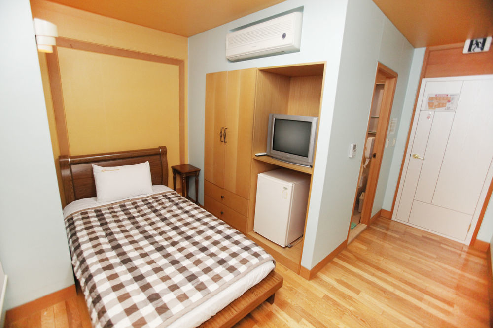 Hostel Lyndon Czedżu Zewnętrze zdjęcie